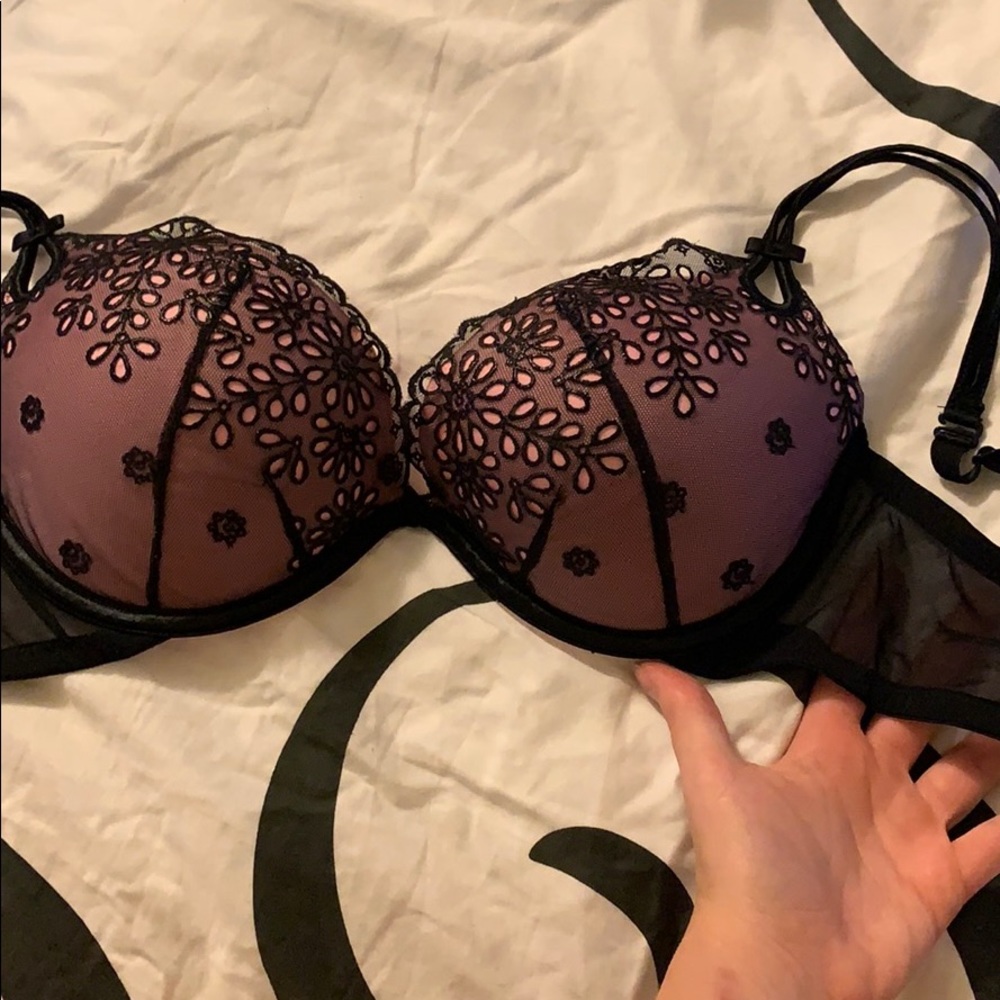 Victoria’s Secret push up bra